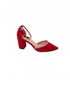 Sapato de senhora vermelho