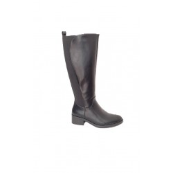 Bota de cano alto com fecho